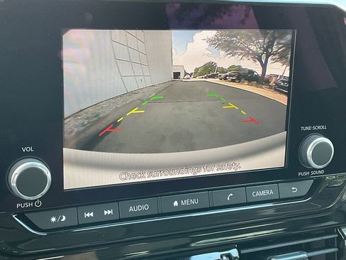 New 2025 Nissan Pathfinder SV w/ Black Appearance Package image 29