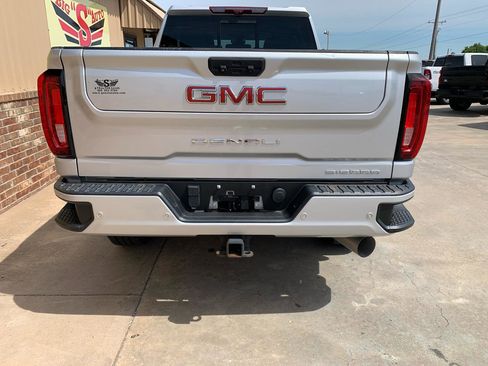 Used 2022 GMC Sierra 2500 Denali w/ Denali Ultimate Package AWD/4WD image 19