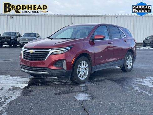 Used 2023 Chevrolet Equinox LT image 1