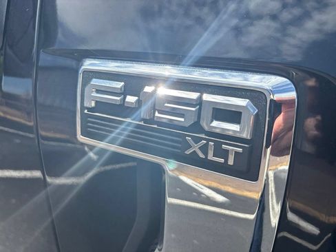 Used 2021 Ford F150 XLT AWD/4WD image 3