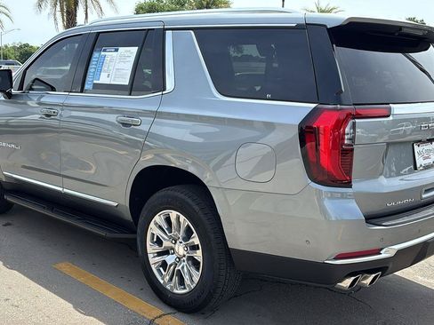 Certified 2025 GMC Yukon Denali AWD/4WD image 5