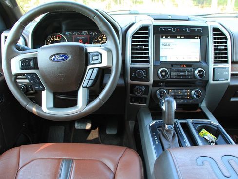 Used 2018 Ford F150 King Ranch w/ Equipment Group 601A Luxury AWD/4WD image 22