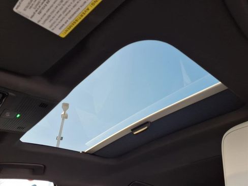 Used 2024 Volkswagen GTI Autobahn image 10