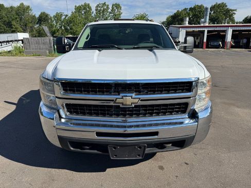 Used 2008 Chevrolet Silverado 2500 W/T w/ Snow Plow Prep Package AWD/4WD image 8