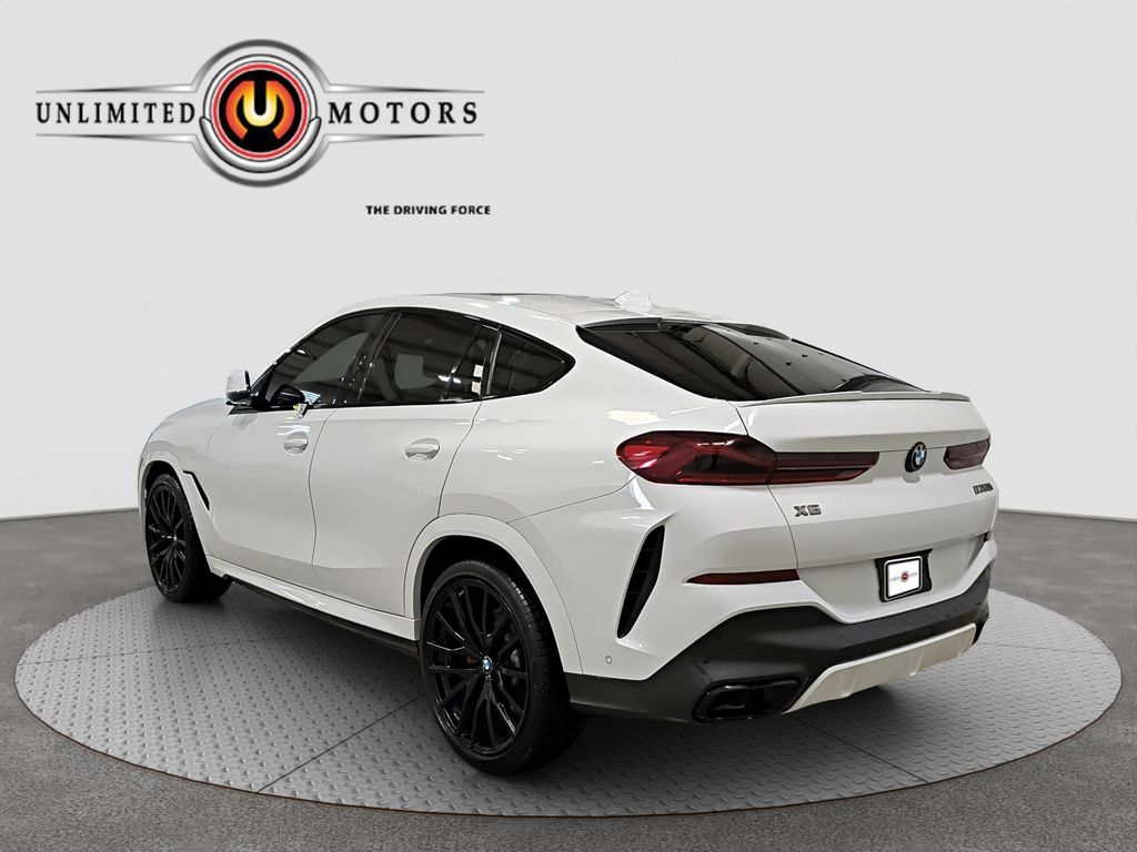 Used 2021 BMW X6 M50i AWD/4WD image 4