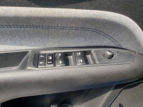 Used 2024 Jeep Compass Latitude AWD/4WD image 19