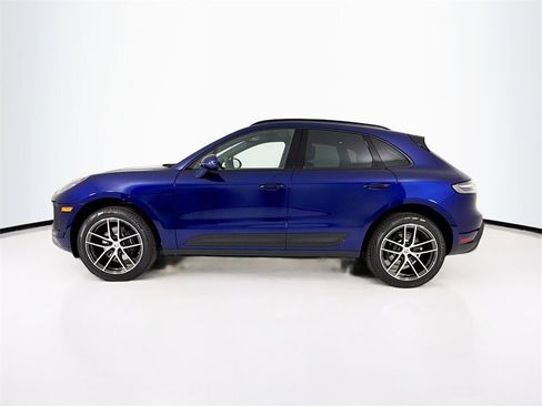 New 2026 Porsche Macan image 2