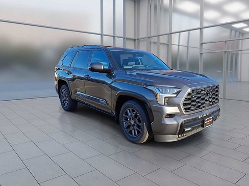 New 2026 Toyota Sequoia Platinum image 5