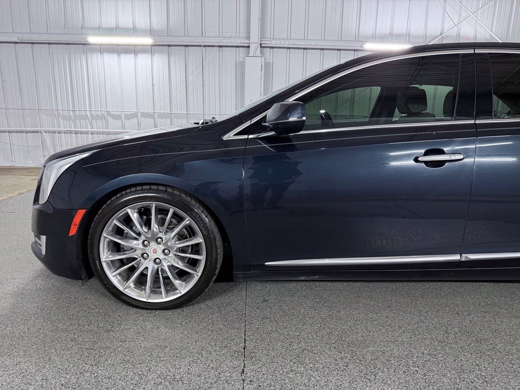 Used 2014 Cadillac XTS Platinum AWD/4WD image 13
