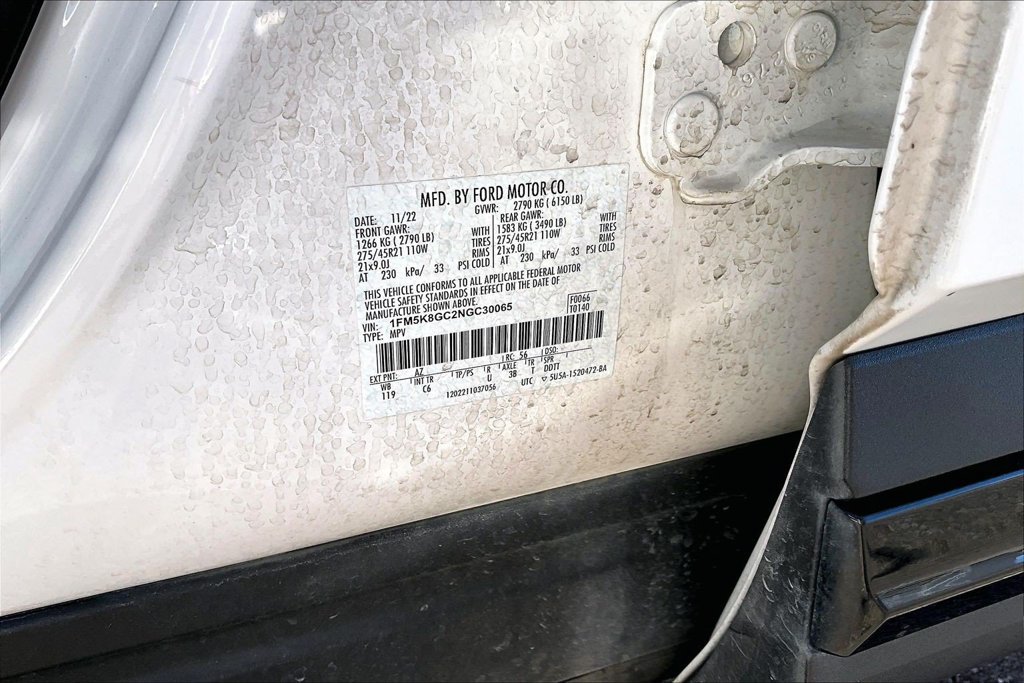 Used 2022 Ford Explorer ST w/ Equipment Group 401A AWD/4WD image 19