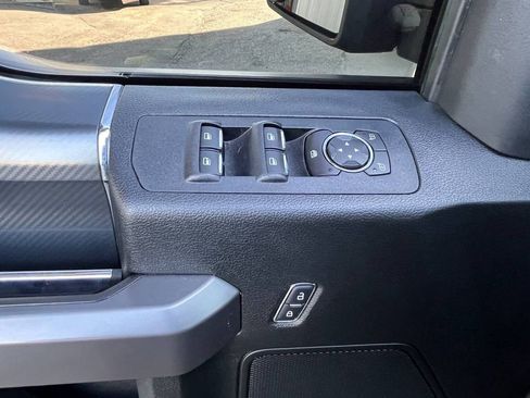 Used 2019 Ford F150 XLT w/ Equipment Group 302A Luxury AWD/4WD image 32