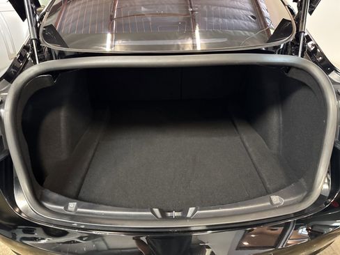 Used 2018 Tesla Model 3 Long Range RWD image 18