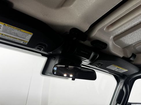 Used 2024 Jeep Wrangler Unlimited Sport AWD/4WD image 29