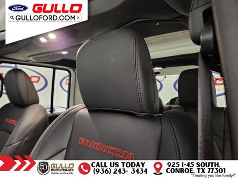 Used 2025 Jeep Wrangler Unlimited Rubicon image 18