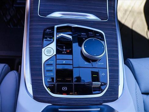 New 2026 BMW X7 xDrive40i image 18