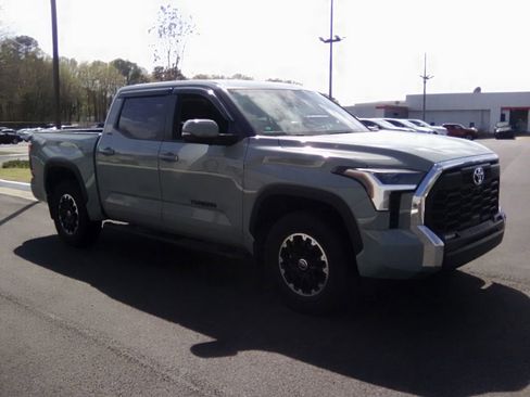 Used 2024 Toyota Tundra SR5 w/ TRD Off-Road Premium Package image 7
