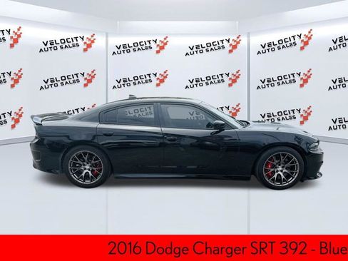 Used 2016 Dodge Charger SRT w/ Harman/Kardon Audio Group RWD image 2