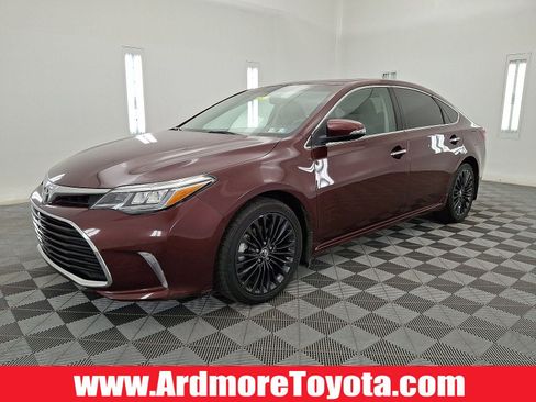 Used 2016 Toyota Avalon Touring FWD image 1
