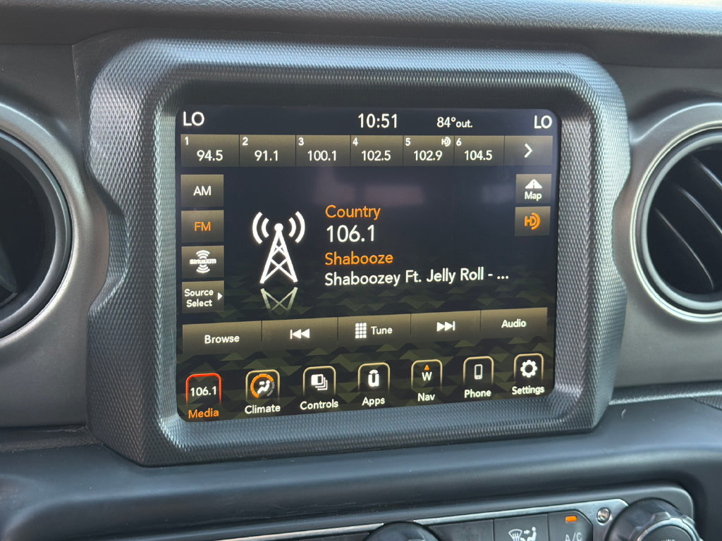 Used 2022 Jeep Wrangler Unlimited Sport AWD/4WD image 27