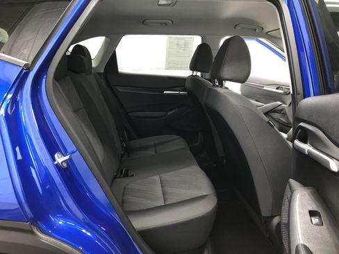 Certified 2022 Kia Seltos LX image 9