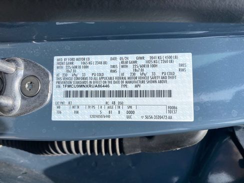 Used 2024 Ford Escape ST-Line w/ Tech Pack #1 AWD/4WD image 12