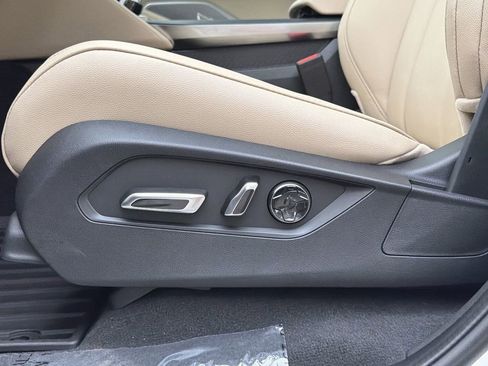 New 2026 Acura MDX SH-AWD image 23