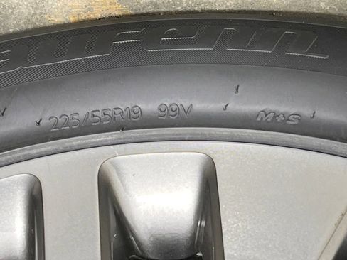 Used 2021 Ford Escape Titanium w/ Class II Trailer Tow Package image 43