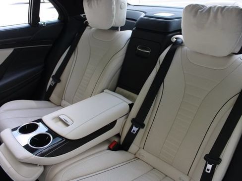 Used 2020 Mercedes-Benz S 560 Sedan w/ AMG Line Exterior image 12