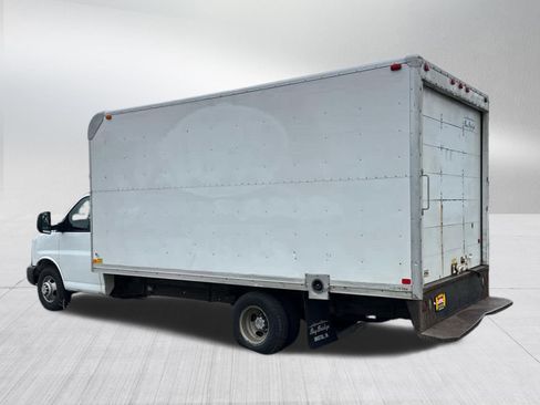 Used 2011 Chevrolet Express 3500 Extended RWD image 5