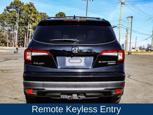 Used 2022 Honda Pilot Black Edition image 6