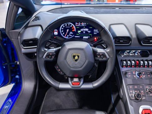 Used 2019 Lamborghini Huracan LP 580-2 image 33