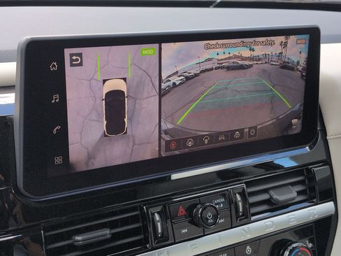 New 2026 Nissan Pathfinder SL FWD image 16