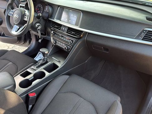 Used 2020 Kia Optima LX FWD image 22
