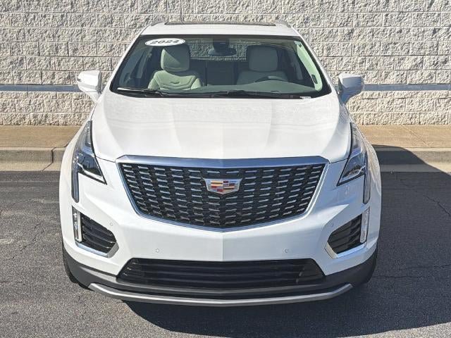Used 2024 Cadillac XT5 Premium Luxury FWD image 2