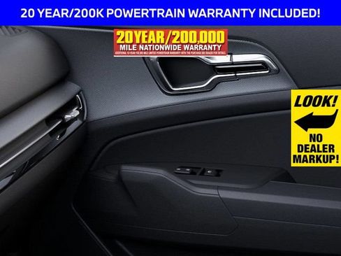 New 2026 Kia Sportage LX FWD image 25