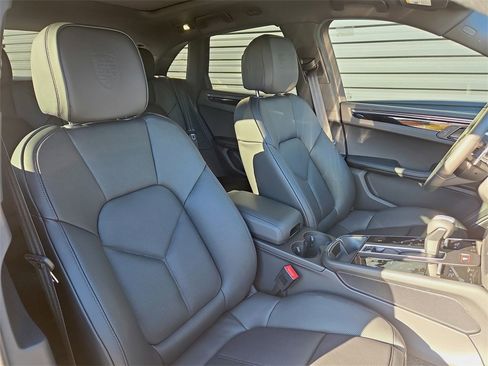 New 2026 Porsche Macan S image 19