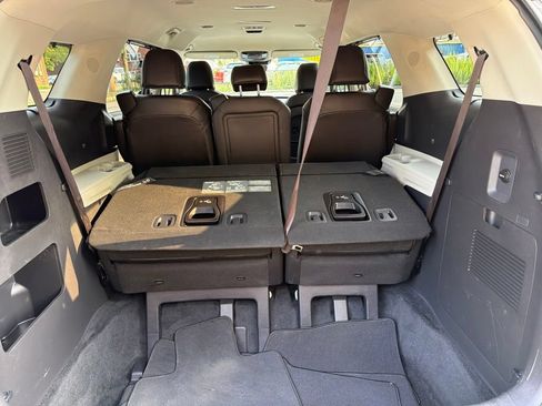Certified 2024 Kia Carnival EX FWD image 30
