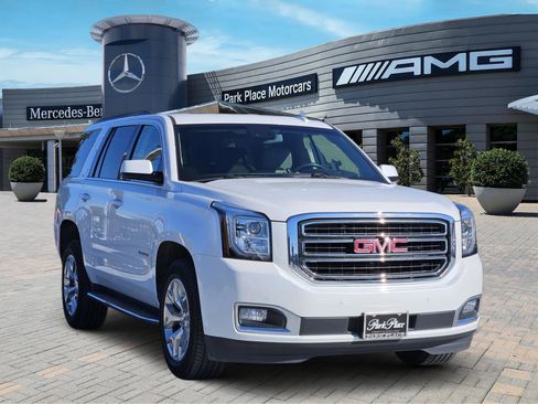 Used 2017 GMC Yukon SLT w/ Open Road Package image 2
