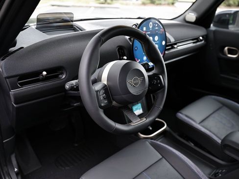 New 2026 MINI Cooper S image 19