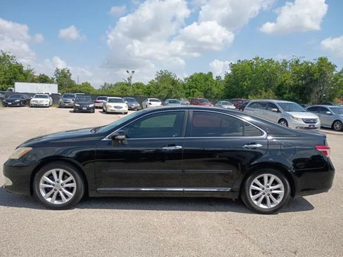 Used 2011 Lexus ES 350 FWD image 2