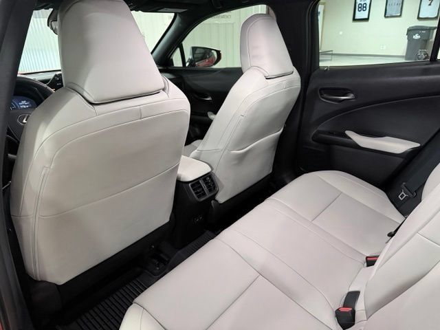 Used 2025 Lexus UX 300h FWD w/ Cold Area Package image 11