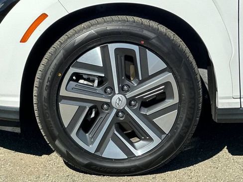 Certified 2023 Hyundai Kona Limited image 33