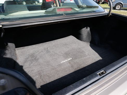 Used 1998 Toyota Avalon XLS image 23