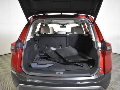 Used 2023 Nissan Rogue SL w/ SL Premium Package AWD/4WD image 32