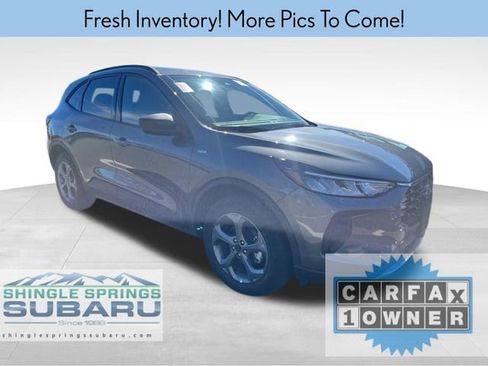 Used 2025 Ford Escape ST-Line image 1