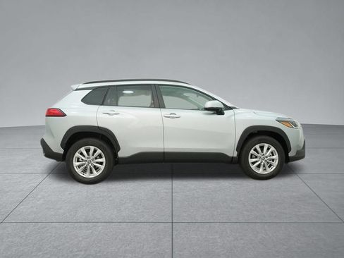 Used 2022 Toyota Corolla Cross LE w/ Moonroof Package FWD image 30