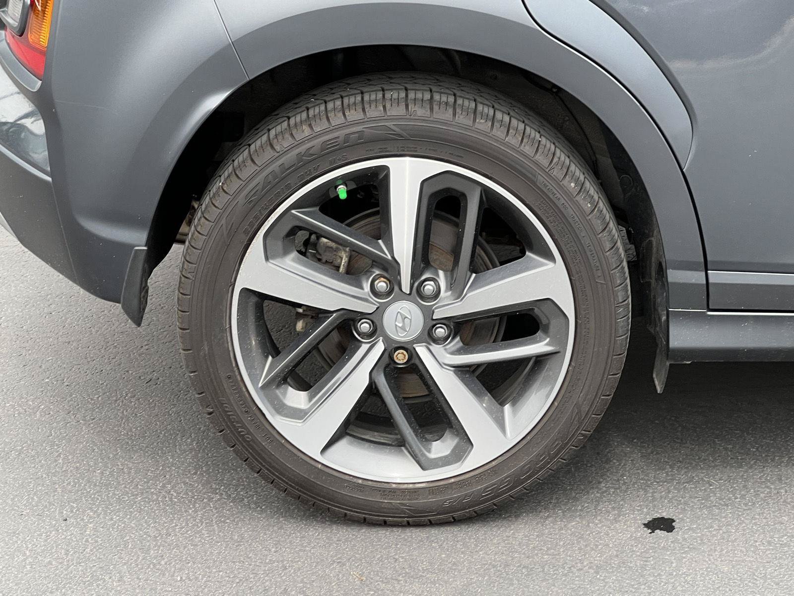 Used 2021 Hyundai Kona Limited AWD/4WD image 21