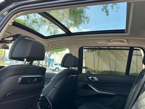 Used 2025 BMW X7 xDrive40i AWD/4WD image 61