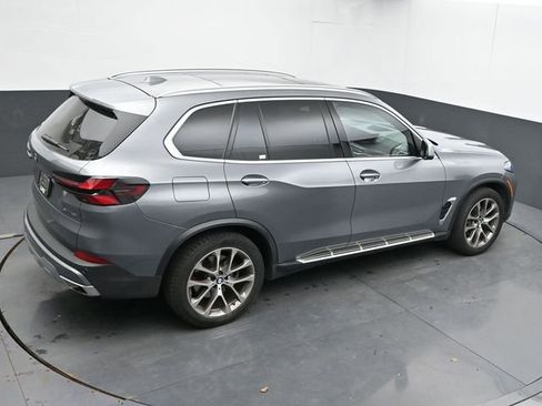 Used 2024 BMW X5 xDrive40i image 42