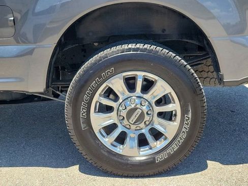 Certified 2022 Ford F250 Limited AWD/4WD image 11